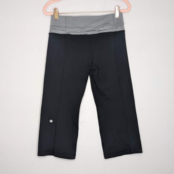 Lululemon Black Gray Reversible Crop Straight Leg Pants Stretch Size 6 - Picture 2 of 7